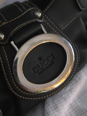Gucci Black Leather Shoulder Bag with Silver Ring Accent